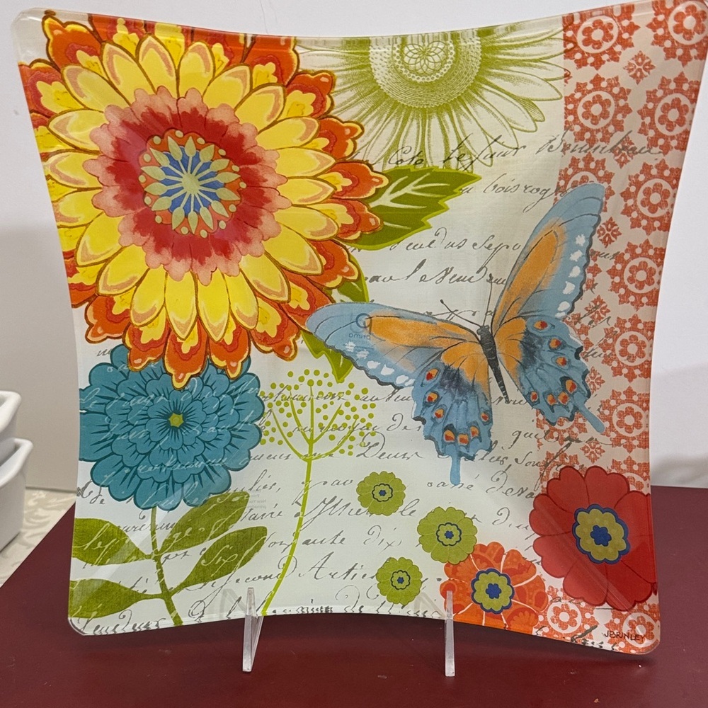 Prima Butterfly and Floral Decorative Plate
